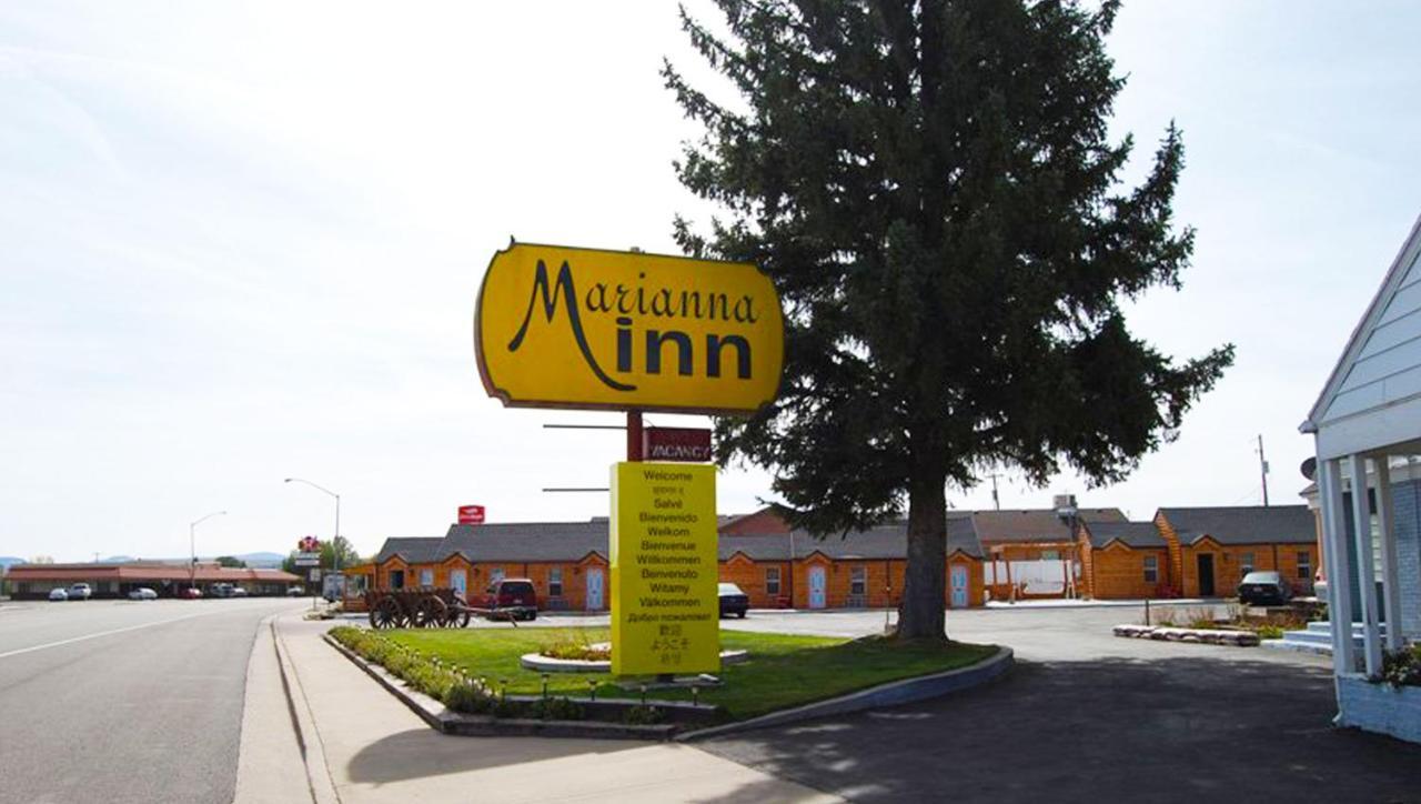 Marianna Inn 판귀치 외부 사진